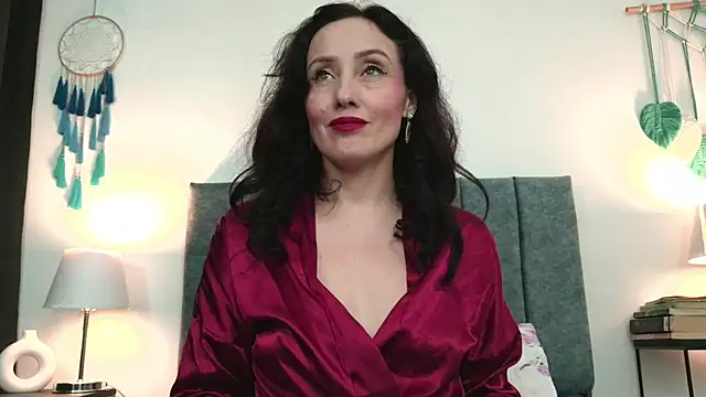 IberianMoonMK's Live XXX Chat