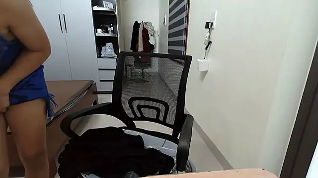 Sexy-laydyMai's Webcam Show