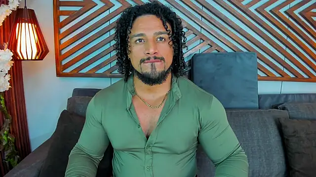 MikeEstevess Show Webcam
