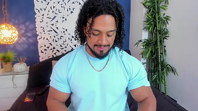 Webkamerová show MikeEstevess