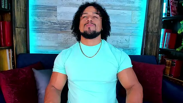 Webkamerová show MikeEstevess