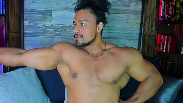 MikeEstevess Show Webcam