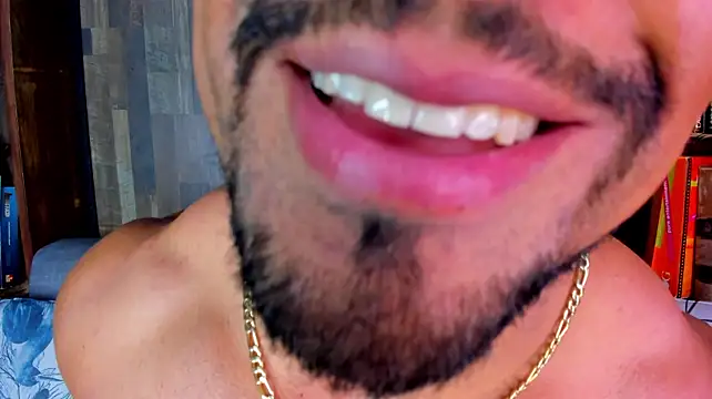 MikeEstevess Pertunjukan Webcam