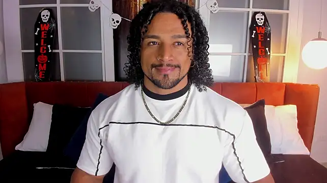 MikeEstevess Webcam Show