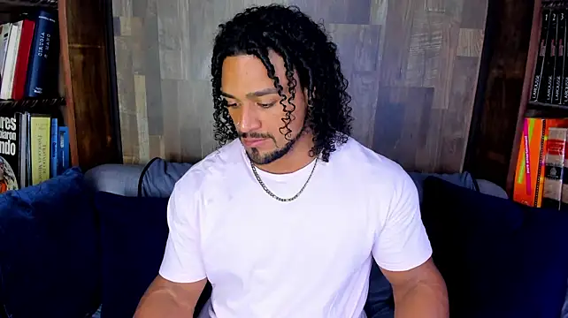 הופעת וובקאם של MikeEstevess