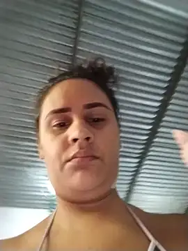 Andreita_95 Adlı Modelin Canlı XXX Sohbeti