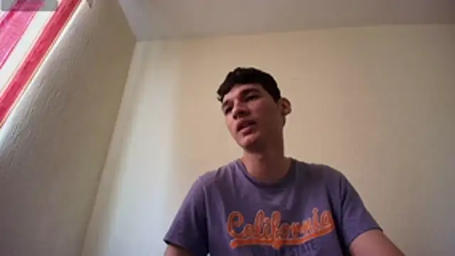 عرض كام Paulhot018