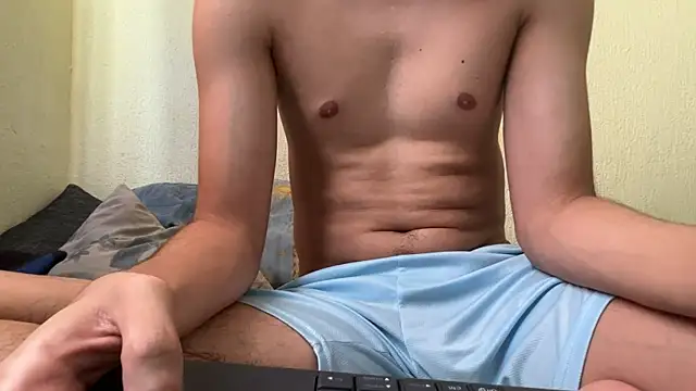 Paulhot018 Webcam show