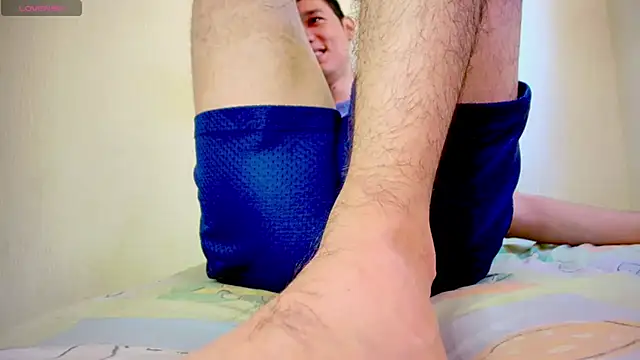 Paulhot018 Show in webcam