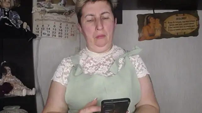 Show modela Miss_Tasha_Kom na web-kameri