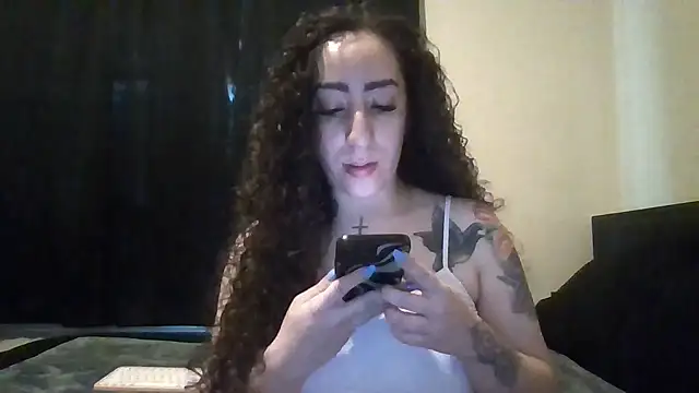 عرض كام hintofhoneyy