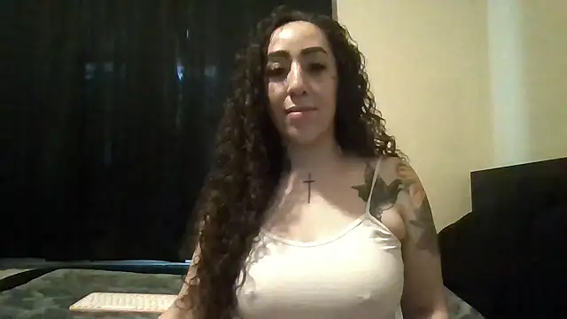 Chat +18 de hintofhoneyy ao vivo