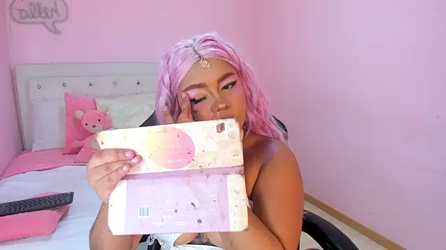 Chat +18 de cherry_chel ao vivo