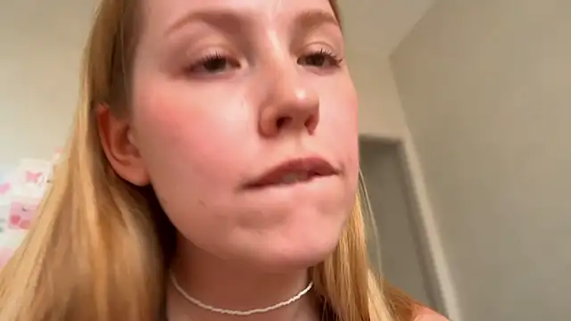 Chat XXX en directo de HoneyAudrey