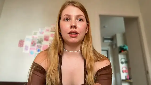 HoneyAudrey's Live XXX Chat