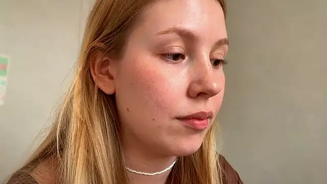 HoneyAudrey Adlı Modelin Canlı XXX Sohbeti