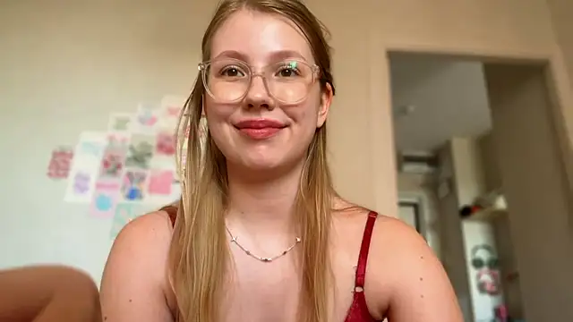 HoneyAudrey's Live XXX Chat