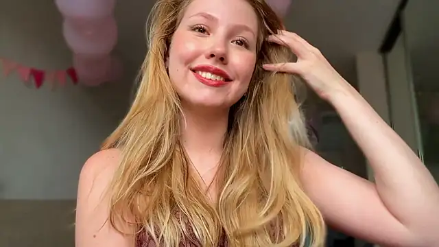 HoneyAudrey's Live XXX Chat
