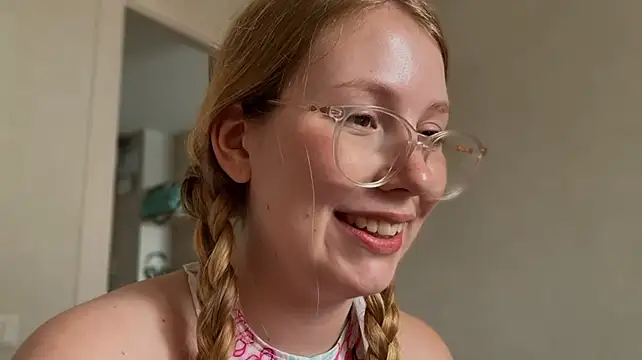 HoneyAudrey Adlı Modelin Web Kamerası Şovu