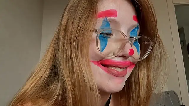 HoneyAudrey  – webcam-show