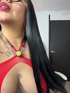 Devilsweet17 Adlı Modelin Canlı XXX Sohbeti