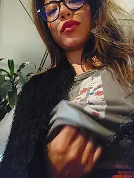 Karen_San_Miguel Show in webcam