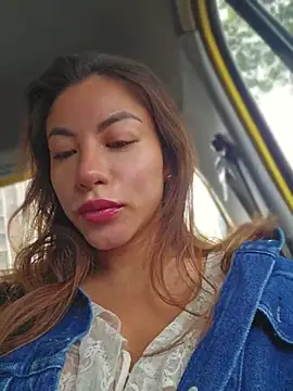 Pokazy przed kamerką – Karen_San_Miguel