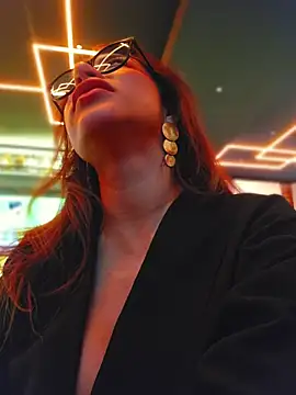 Karen_San_Miguel Adlı Modelin Web Kamerası Şovu