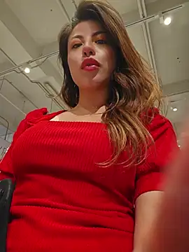 Karen_San_Miguel Pertunjukan Webcam