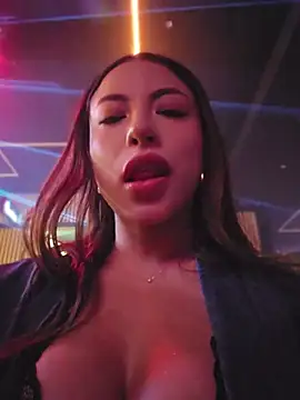 Karen_San_Miguel Adlı Modelin Web Kamerası Şovu