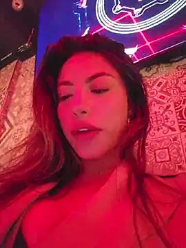 Show modela Karen_San_Miguel na web-kameri