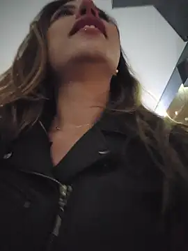 Pokazy przed kamerką – Karen_San_Miguel