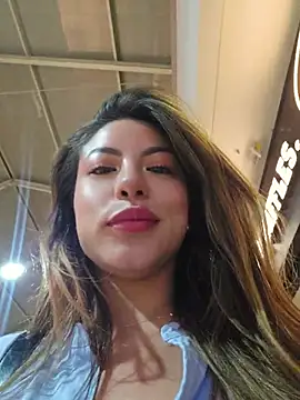Show modela Karen_San_Miguel na web-kameri