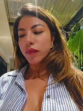 Karen_San_Miguel Adlı Modelin Web Kamerası Şovu