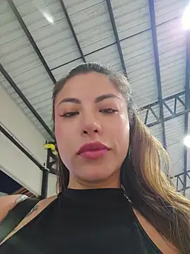 Pokazy przed kamerką   – Karen_San_Miguel