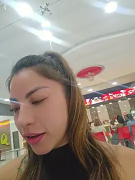 Karen_San_Miguel Adlı Modelin Web Kamerası Şovu