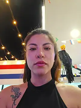 Karen_San_Miguel Adlı Modelin Web Kamerası Şovu