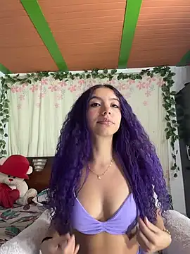 Alanna_21 Chat XXX in diretta