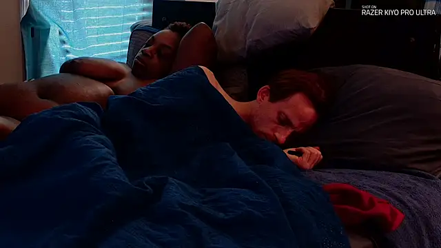 Show Webcam de Dilldough405