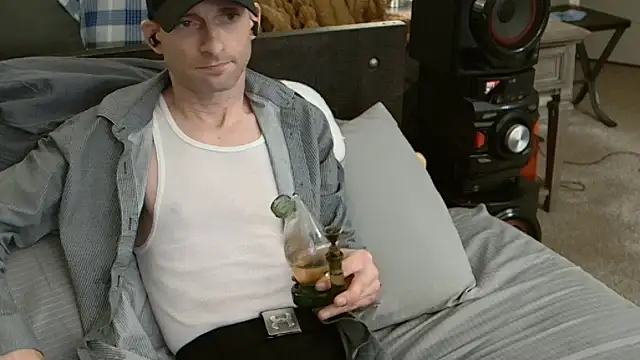 Dilldough405 webkamerás műsora