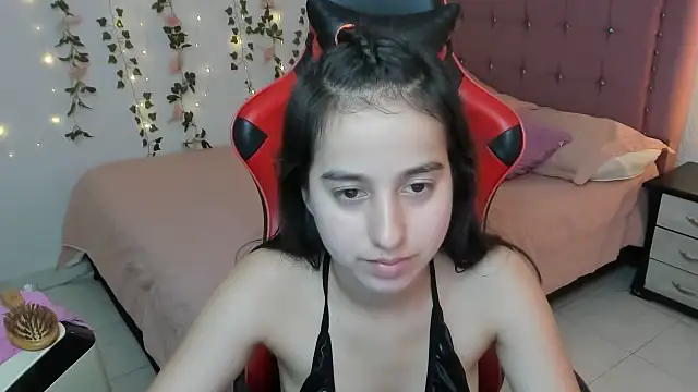 Antonella_heinz's Live Chat Room