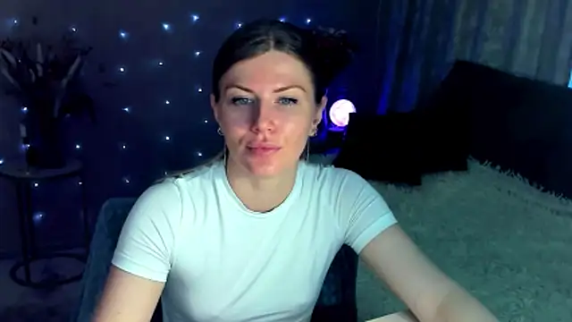 Chat XXX en directo de JinnaGreat