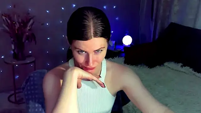 Chat XXX en directo de JinnaGreat
