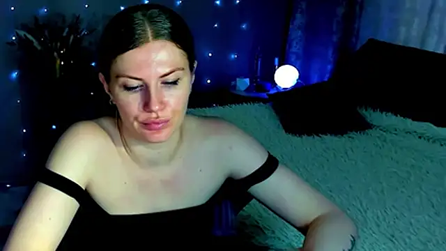 JinnaGreat Show in webcam