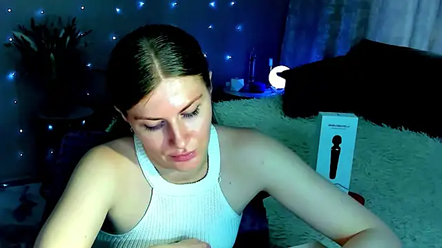 JinnaGreatn Webbikameraesitys