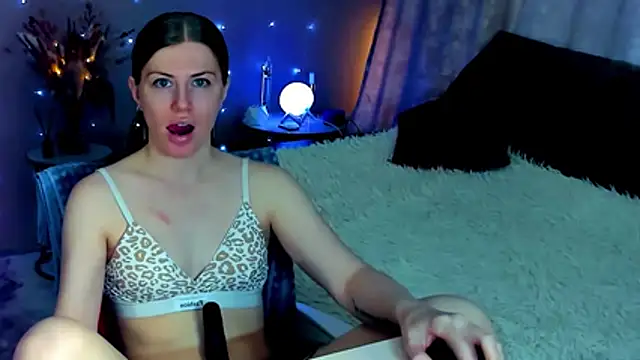 JinnaGreat Show in webcam