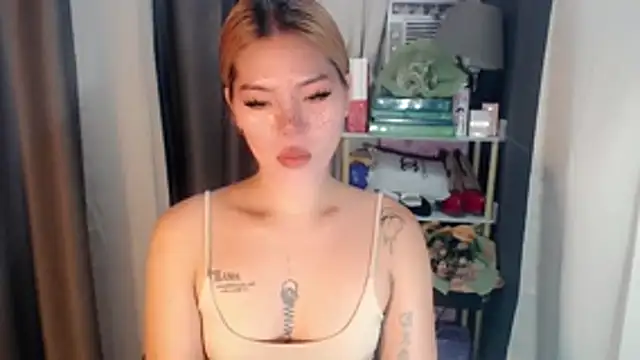 Zyradvega webcam show