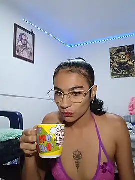 عرض كام Leslly_