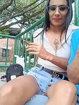 Leslly_ Webcam show