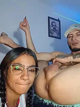 Leslly_ Show in webcam